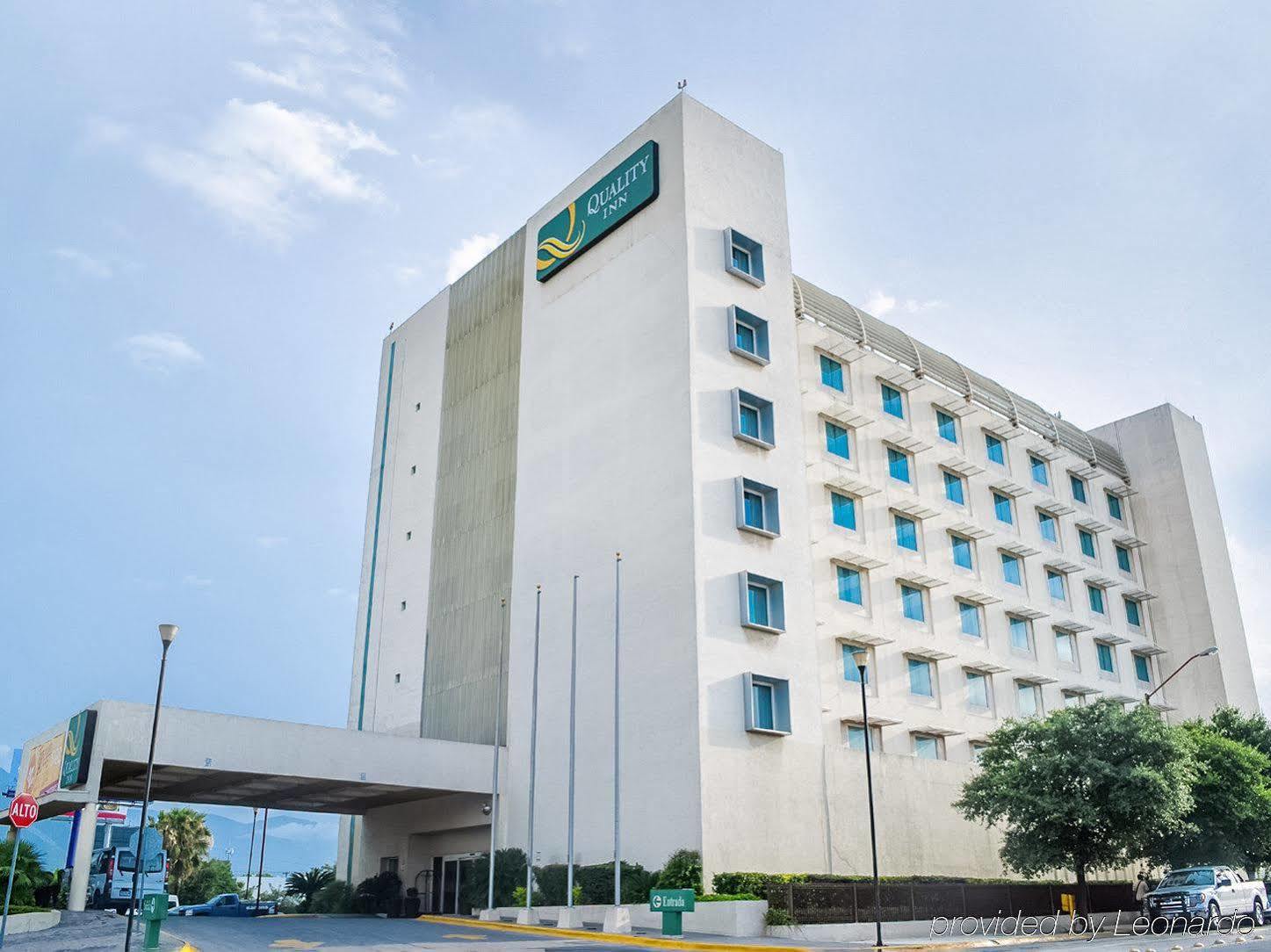 Quality Inn Monterrey La Fe Exterior photo